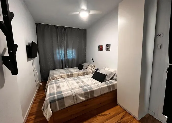 Appartamento Nemo - Pequeno Apto Con Terraza Y Vistas Increibles Málaga