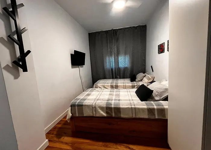 Appartamento Nemo - Pequeno Apto Con Terraza Y Vistas Increibles *